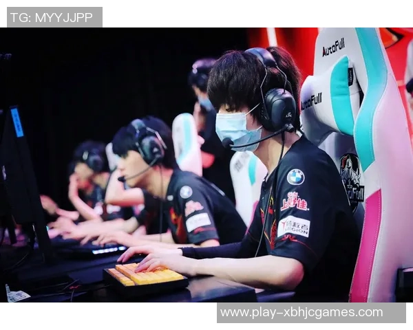 探讨和平精英FPX战队意识变革对团队协作与战术创新的深远影响