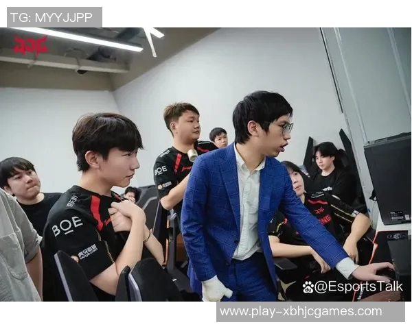 esports数据赛后复盘V5与JDG对抗中选手个人能力的深度分析与比较